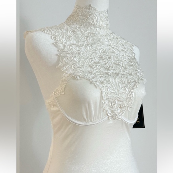 Kaviar Whisper White High Neck Lace Bodysuit NWOT - Picture 5 of 8